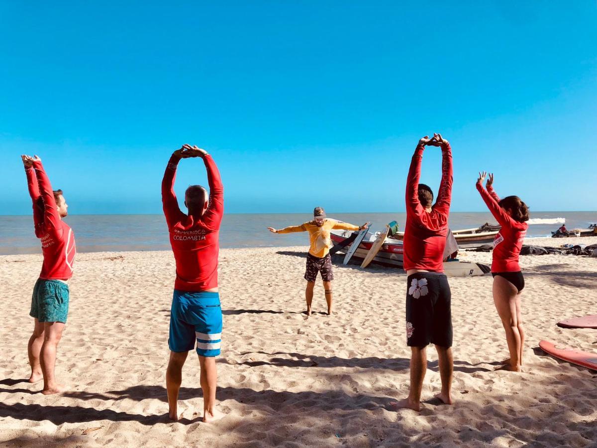 Mendihuaca Surf Camp Vandrehjem Guachaca Eksteriør billede